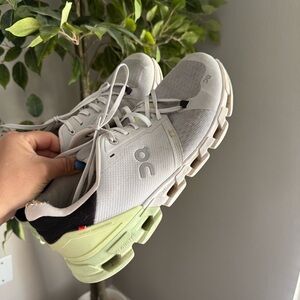 On Running Cloudflyer 4 Running Shoes Men’s Size 11.5